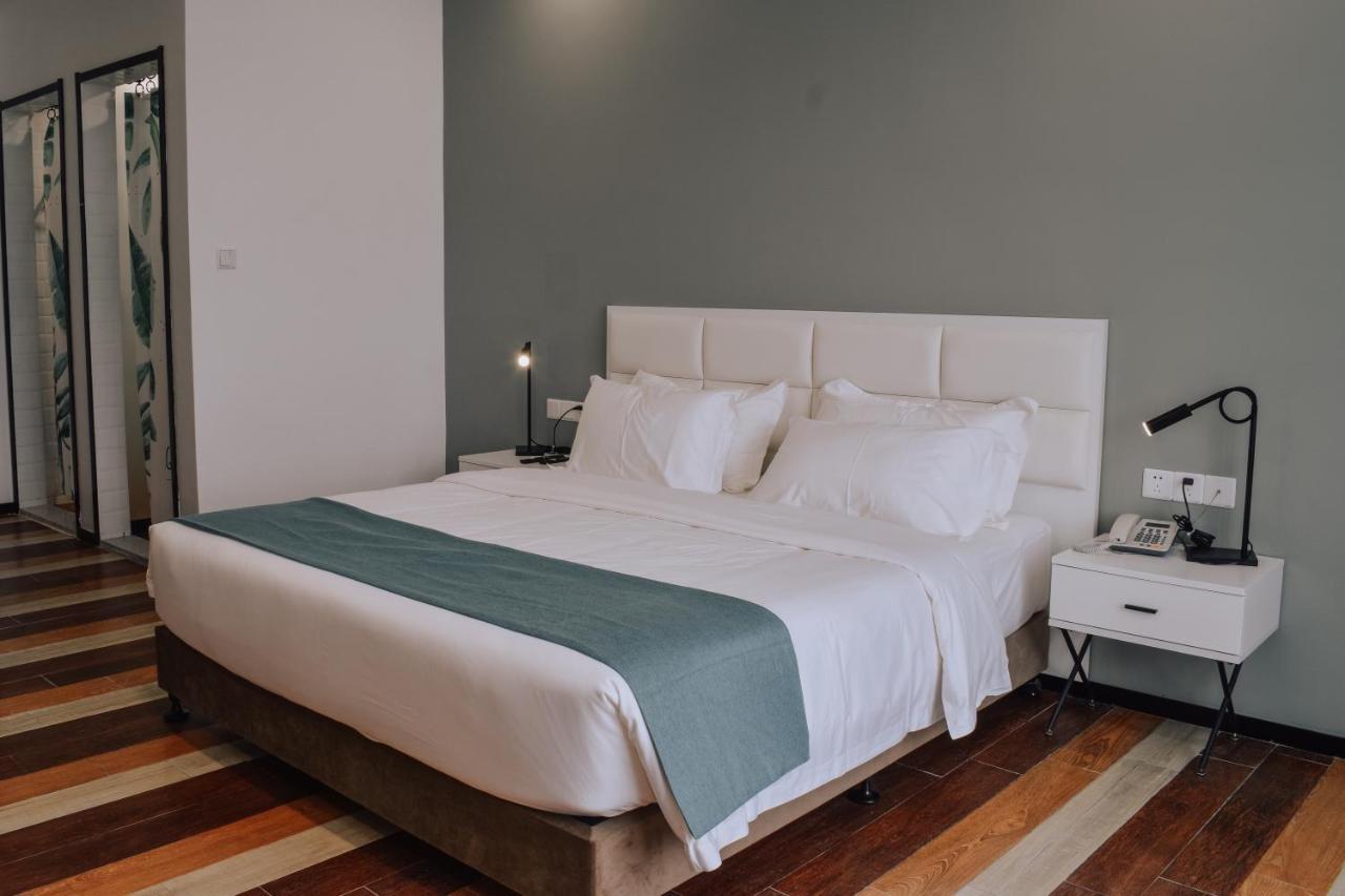 Fan'S Hotel Baybay Eksteriør bilde