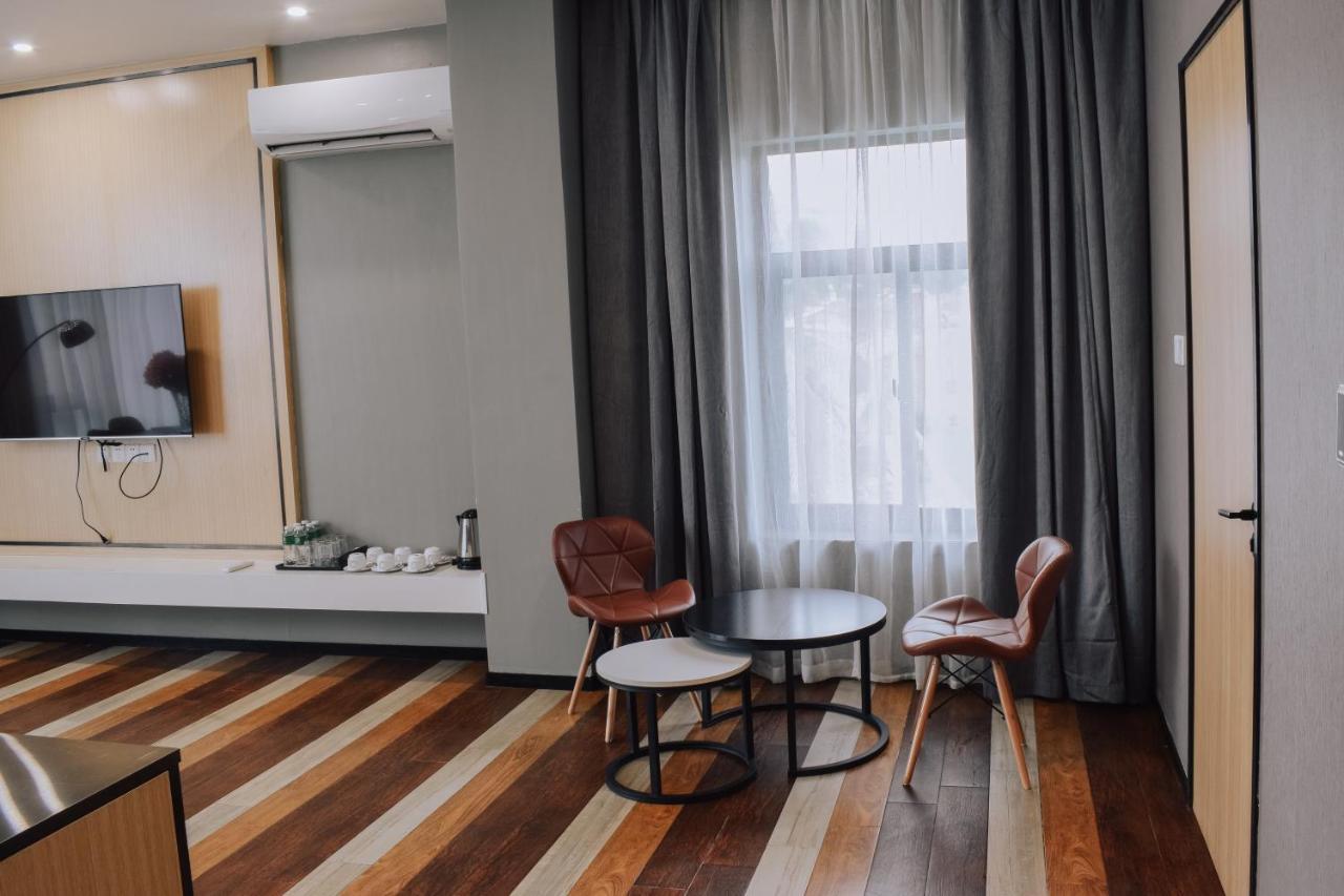 Fan'S Hotel Baybay Eksteriør bilde
